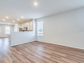 388 Begonia St in Buda, TX - Building Photo - Building Photo