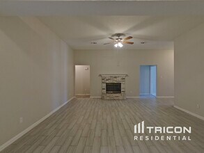 814 Ponselle Dr in Arlington, TX - Building Photo - Building Photo