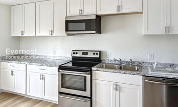 2317 W Adams St in Phoenix, AZ - Foto de edificio - Building Photo