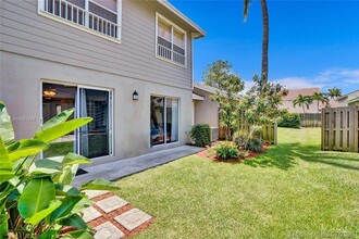 12220 NW 36th Pl in Sunrise, FL - Building Photo - Building Photo