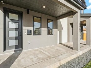 2905 W 4th Ave in Denver, CO - Building Photo - Building Photo