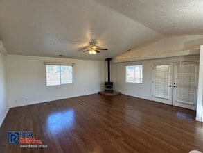 102 N Main St in Veyo, UT - Building Photo - Building Photo