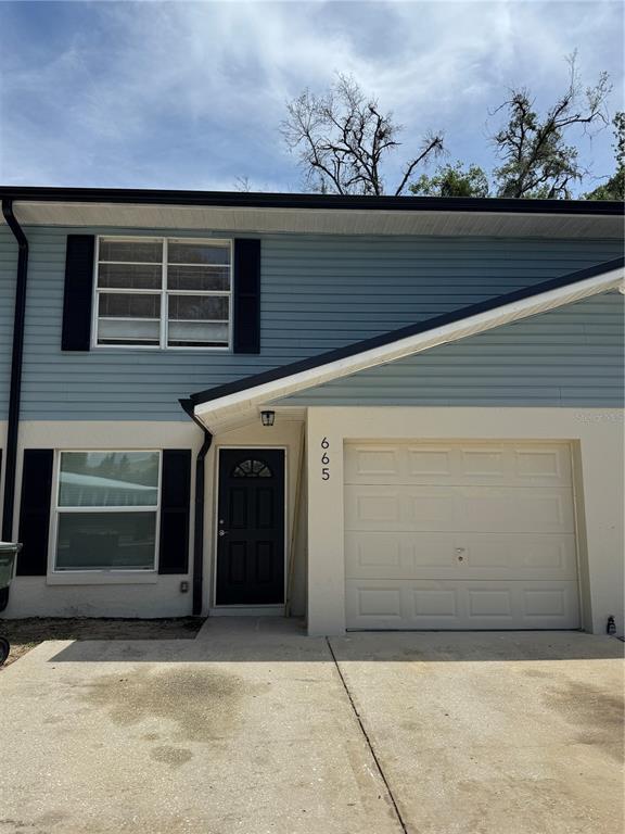 property at 665 W Juniata St