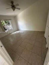 401 NE 1st Ct in Hallandale Beach, FL - Building Photo - Building Photo