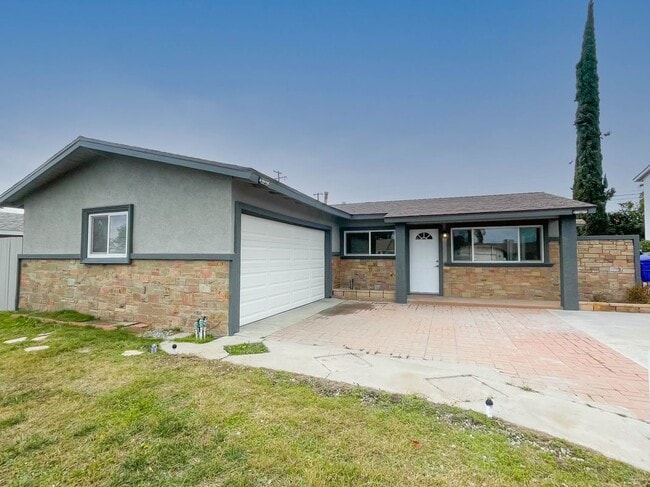 property at 6638 Lilac Ave