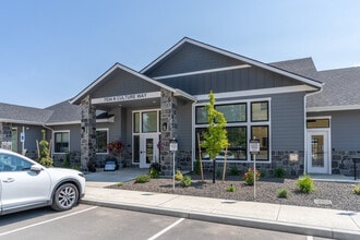 Heritage Villas in Coeur d'Alene, ID - Foto de edificio - Building Photo