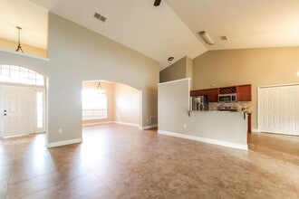 2428 Timothy Ln in Kissimmee, FL - Building Photo - Building Photo