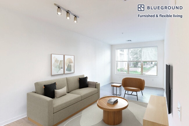 333 Great River Rd