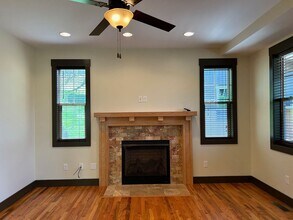 25 Shady Park Ln in Asheville, NC - Building Photo - Building Photo