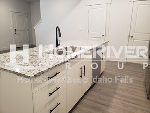 651 S 2400 W in Rexburg, ID - Building Photo - Building Photo