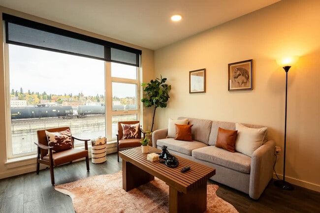 property at 1229 W 1st Ave