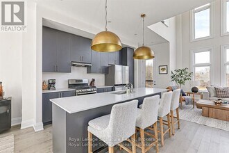 114 Clement Ln in Blue Mountains, ON - Building Photo - Building Photo