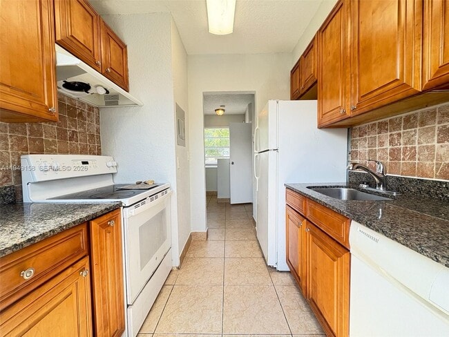 property at 2525 N 23rd Ave