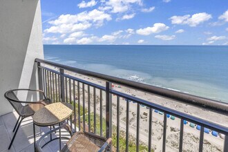 2004 N Ocean Blvd in Myrtle Beach, SC - Building Photo - Building Photo