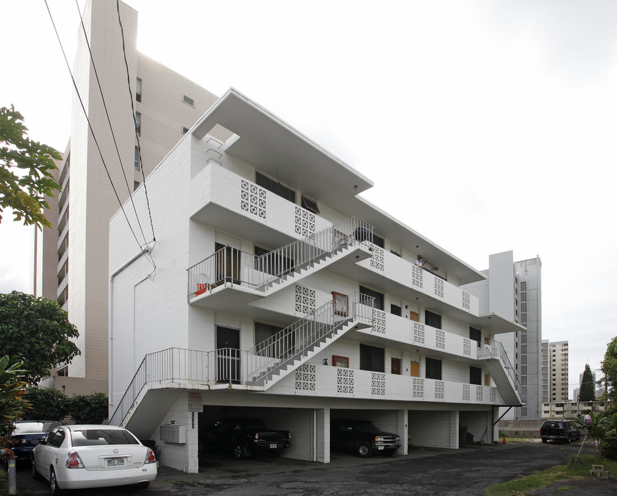 1717 Clark St in Honolulu, HI - Building Photo