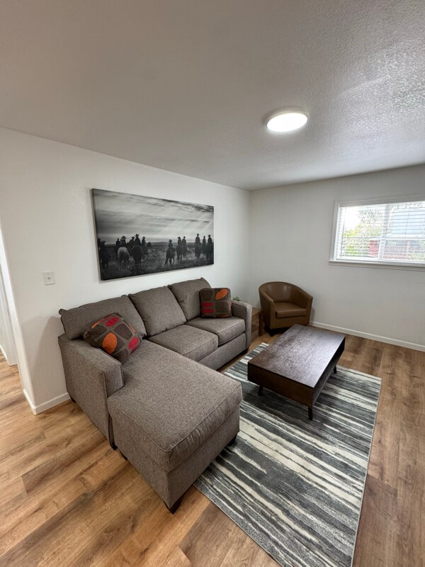 257 S E St-Unit -257 Unit 2 in Lakeview, OR - Building Photo - Building Photo