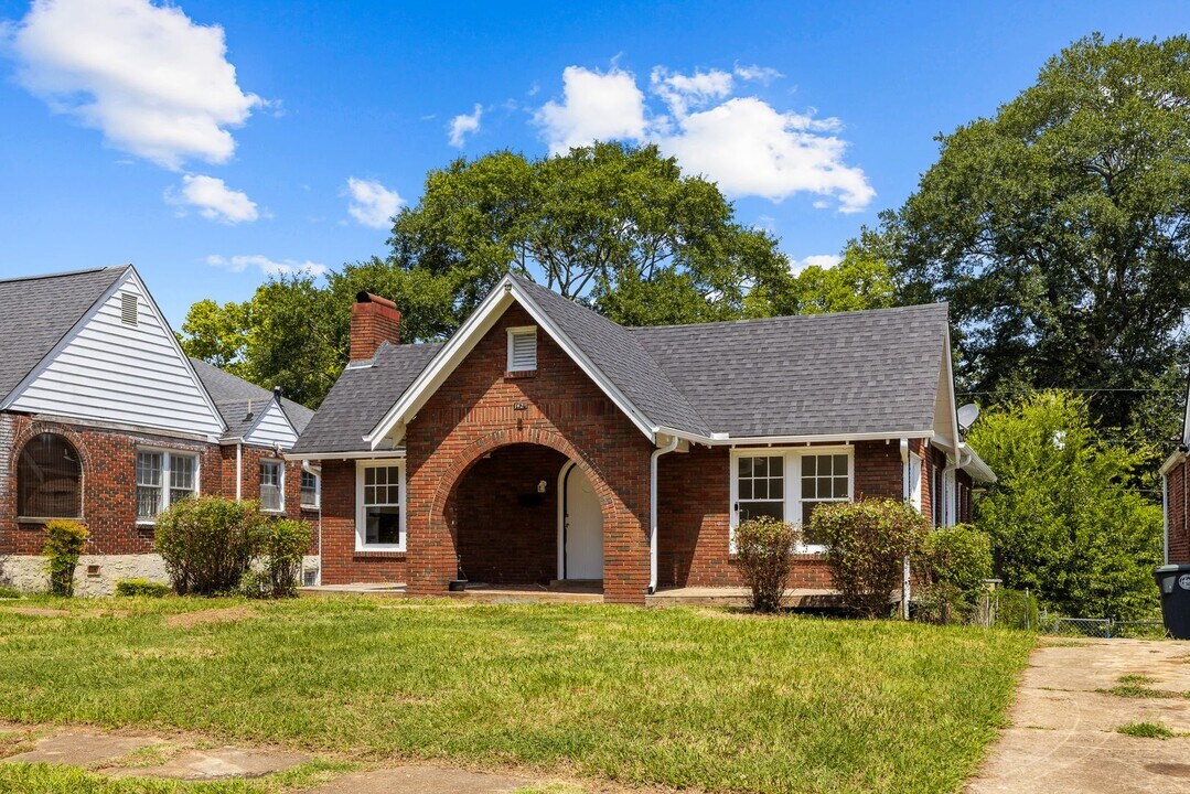 1420 44th St Ensley in Birmingham, AL - Building Photo