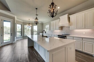 7148 Heathington Blvd in Granbury, TX - Building Photo - Building Photo