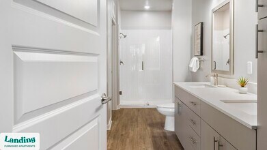 4902 Cosmos Cir in Wimauma, FL - Foto de edificio - Building Photo