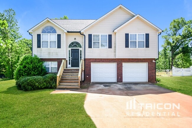 109 Massey Ln