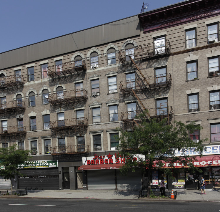 1812 Amsterdam Ave in New York, NY - Foto de edificio