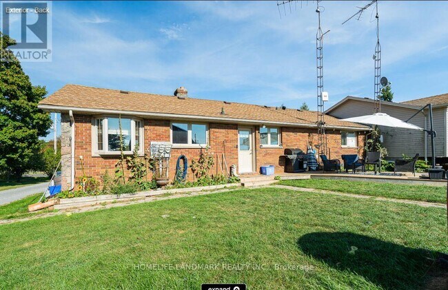 4432 Middle Rd in Clarington, ON - Building Photo - Building Photo