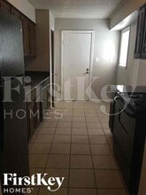 6056 New Leaf Ln in Memphis, TN - Building Photo - Building Photo