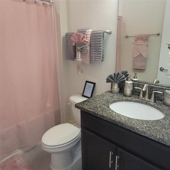 11031 Redbud Woods Ln in Orlando, FL - Foto de edificio - Building Photo