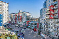 The Signature Condos in Edmonton, AB - Building Photo - Building Photo