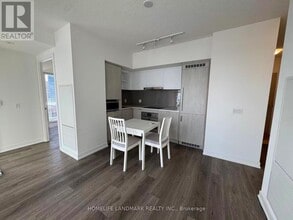 55 Cooper St in Toronto, ON - Building Photo - Building Photo