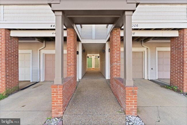 44210 Shady Glen Terrace in Ashburn, VA - Building Photo - Building Photo