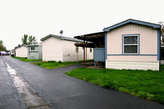 92100 River Rd in Junction City, OR - Building Photo - Building Photo