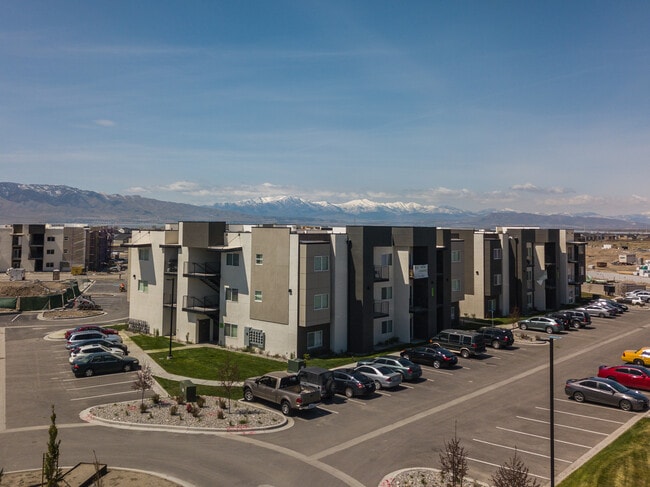 265 N 670 E in Vineyard, UT - Building Photo - Building Photo