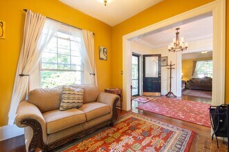 356 Carteret Pl in Orange, NJ - Building Photo - Building Photo