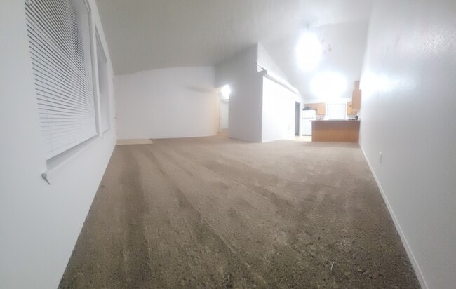 803 N 20th Ave, Unit 2 in Yakima, WA - Building Photo - Building Photo