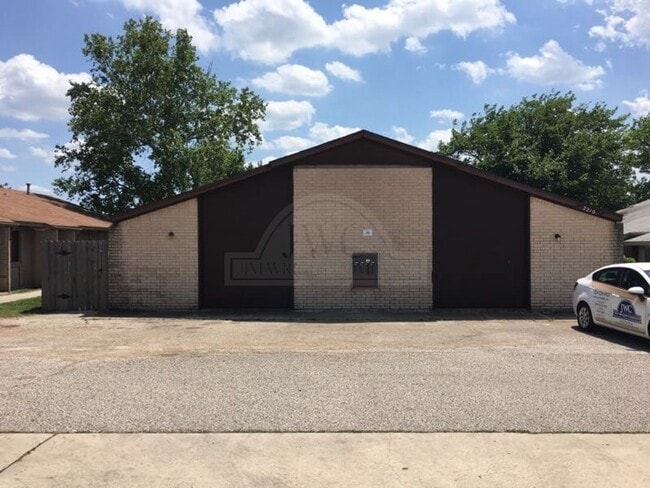 property at 2210 Silverway Dr