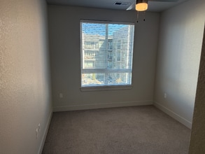 4400 S Syracuse St in Denver, CO - Building Photo - Building Photo