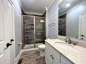 1121 Andalusian Way in Knoxville, TN - Building Photo - Building Photo