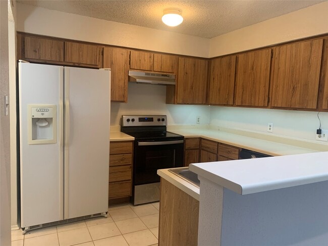 2510 Grants Lake Blvd in Sugar Land, TX - Building Photo - Building Photo