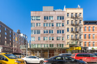 653 10th Ave in New York, NY - Building Photo - Building Photo