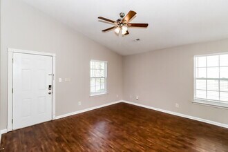 15123 De Havilland Dr in Charlotte, NC - Foto de edificio - Building Photo