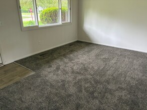 7601 Rob St NW, Unit 7601 in Massillon, OH - Building Photo - Building Photo