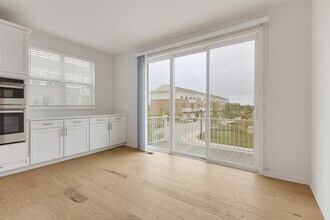 2912 Reflection Dr in Naperville, IL - Building Photo - Building Photo