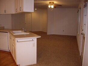 1940 NW 7th Pl in Gainesville, FL - Building Photo - Building Photo