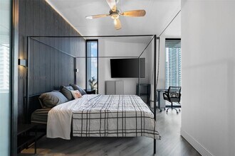 690 SW 1st Ct, Unit 2101 in Miami, FL - Building Photo - Building Photo