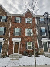 16573 Fife Way in Bowie, MD - Foto de edificio - Building Photo