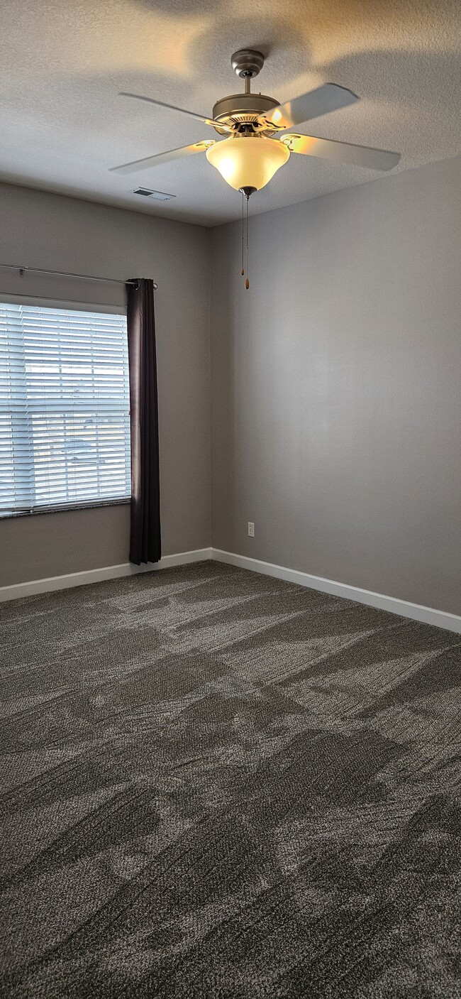 8350 Ep True Pky, Unit #1303 in West Des Moines, IA - Building Photo - Building Photo