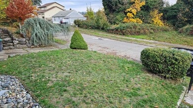 139 S Lafayette Ave in Bremerton, WA - Building Photo - Building Photo