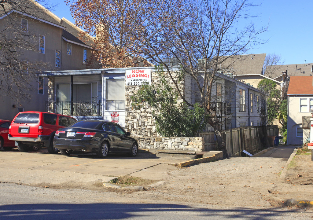 San Gabriel Apartments in Austin, TX - Foto de edificio