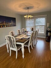 2116 Parkville Rd in Schaumburg, IL - Building Photo - Building Photo